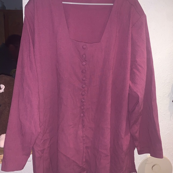 Women's Square Neck Button-Front Blouse — Raspberry - Picture 2 of 2